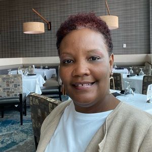 Meet your Posher, Rhonda